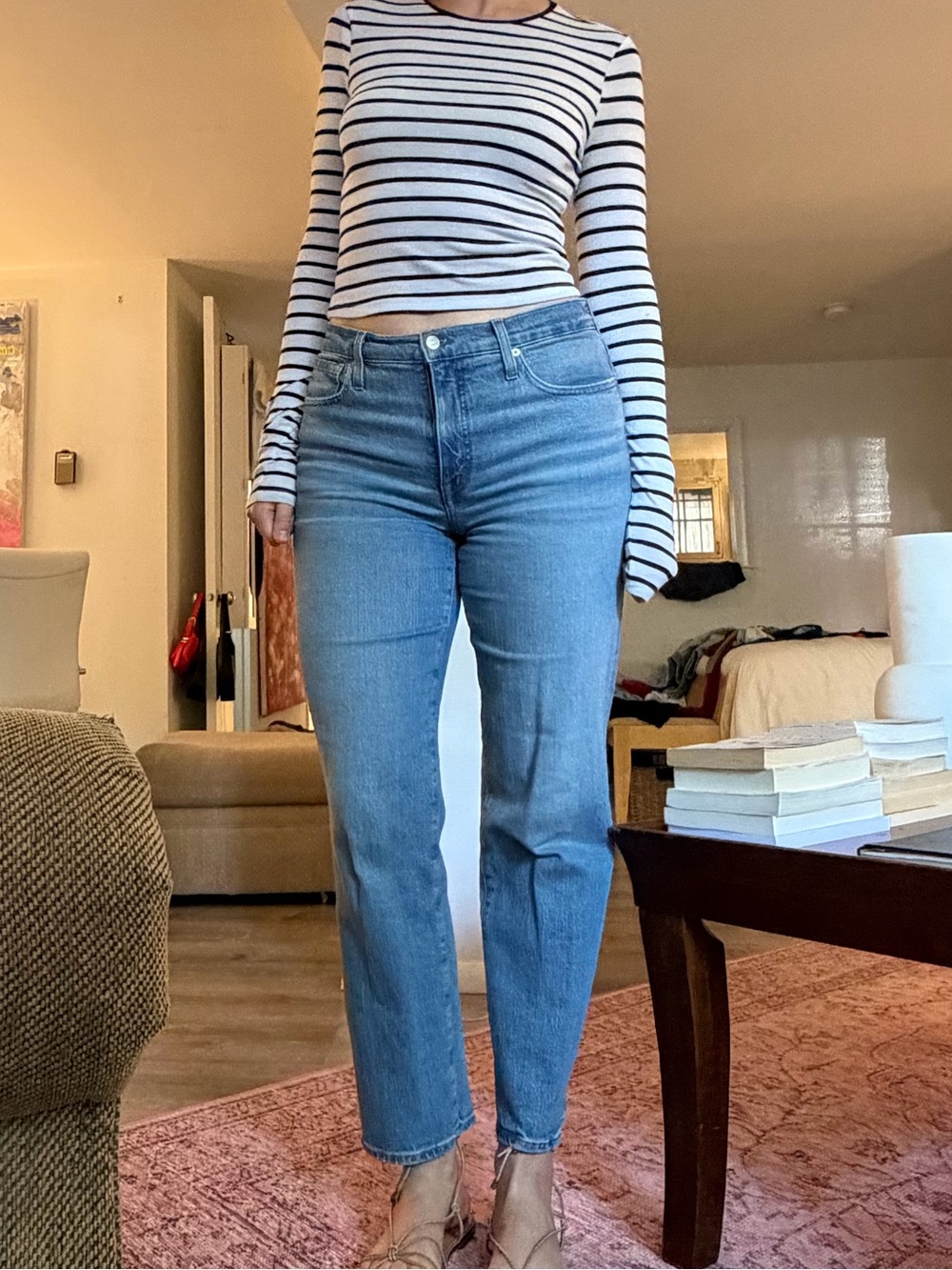 Mid-Rise Perfect Vintage Straight Jeans - Light Blue - Size 29